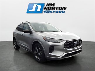 Used 2023 Ford Escape ST-Line image 1