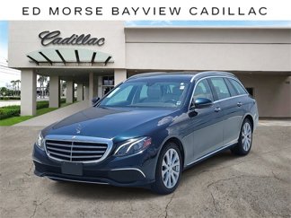 Used 2017 Mercedes-Benz E 400 4MATIC Wagon image 1
