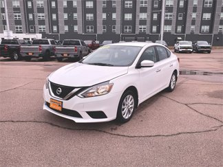 Used 2019 Nissan Sentra SV image 1