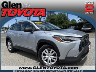 Used 2022 Toyota Corolla Cross L image 1