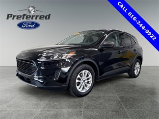 Used 2022 Ford Escape SE w/ Cold Weather Package image 1