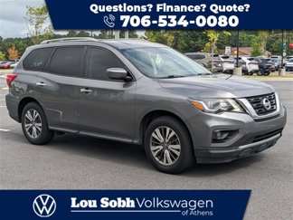 Used 2019 Nissan Pathfinder SV image 1