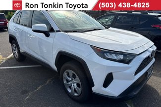 Used 2021 Toyota RAV4 LE image 1