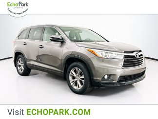 Used 2015 Toyota Highlander XLE image 1