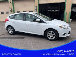 Used 2014 Ford Focus SE w/ SE Winter Package image 1