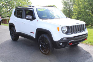 Used 2018 Jeep Renegade Trailhawk w/ UConnect 8.4 Nav Group image 1