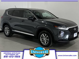 Used 2020 Hyundai Santa Fe SE image 1