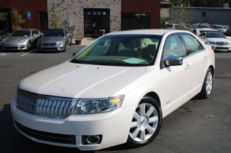 Used 2009 Lincoln MKZ image 1
