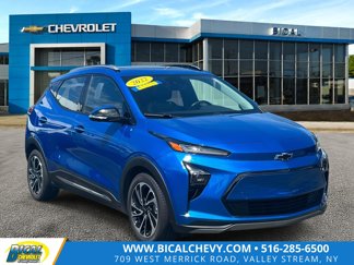 Used 2022 Chevrolet Bolt EUV Premier w/ Sun & Sound Package video 1