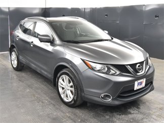 Used 2018 Nissan Rogue Sport SV w/ SV Technology Package image 1