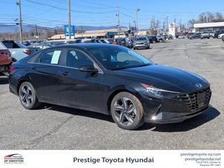 Certified 2022 Hyundai Elantra SEL w/ Convenience + Premium Package image 1