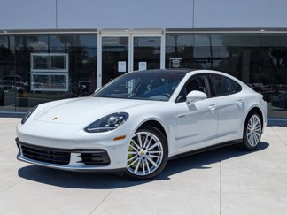 Used 2020 Porsche Panamera 4 image 1