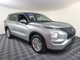 Used 2024 Mitsubishi Outlander ES video 1