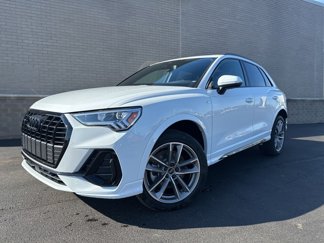 Certified 2025 Audi Q3 2.0T Premium image 1