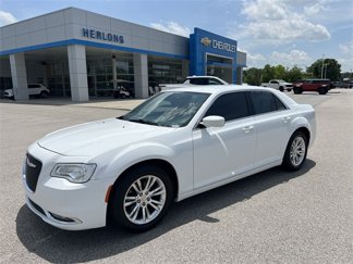 Used 2017 Chrysler 300 Limited w/ Driver Convenience Group image 1