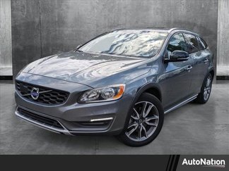 Used 2016 Volvo V60 T5 Cross Country w/ Climate Package image 1