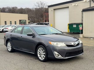 Used 2012 Toyota Camry XLE image 1
