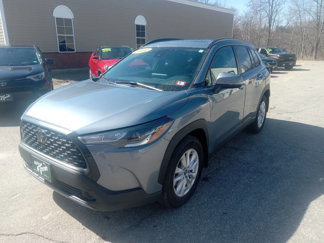 Used 2022 Toyota Corolla Cross LE image 1