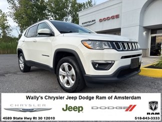 Used 2019 Jeep Compass Latitude w/ Cold Weather Group image 1