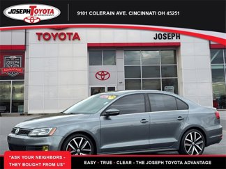 Used 2013 Volkswagen Jetta GLI Autobahn image 1