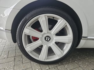 Used 2015 Bentley Continental GT image 1