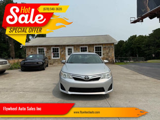 Used 2013 Toyota Camry LE image 1