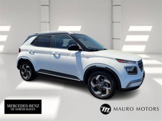 Used 2023 Hyundai Venue Limited image 1