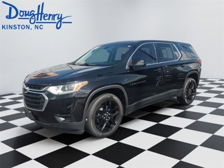 Used 2021 Chevrolet Traverse LS image 1