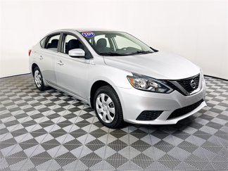 Used 2017 Nissan Sentra S image 1