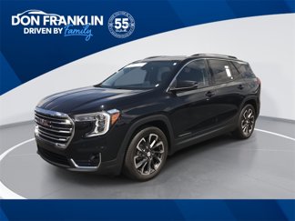 Used 2023 GMC Terrain SLT w/ Infotainment Package II image 1