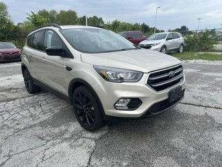 Used 2018 Ford Escape SE w/ SE Sport Appearance Package image 1