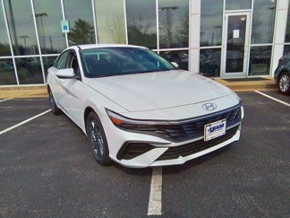 New 2025 Hyundai Elantra Blue image 1