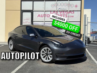 Used 2022 Tesla Model 3 Standard Range image 1