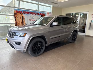 Used 2019 Jeep Grand Cherokee Altitude image 1