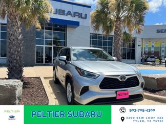 Used 2021 Toyota Highlander L image 1