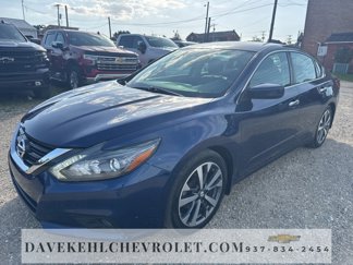 Used 2017 Nissan Altima 2.5 SR w/ LED Appearance Package image 1