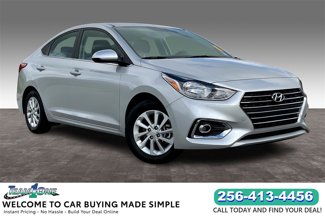 Used 2022 Hyundai Accent SEL image 1