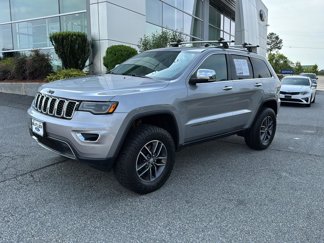 Used 2017 Jeep Grand Cherokee Limited w/ Luxury Group II image 1