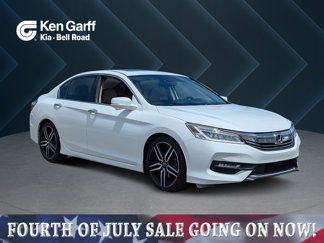Used 2016 Honda Accord Touring image 1