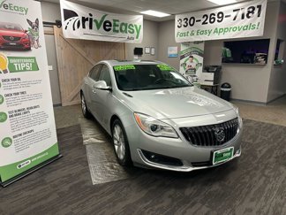 Used 2016 Buick Regal image 1