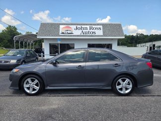 Used 2014 Toyota Camry SE image 1