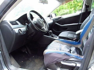 Used 2011 Volkswagen Jetta SEL image 1