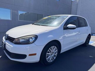 Used 2010 Volkswagen Golf 4-Door image 1