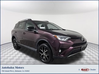 Used 2017 Toyota RAV4 SE image 1