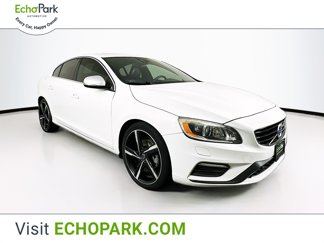 Used 2016 Volvo S60 T5 R-Design image 1