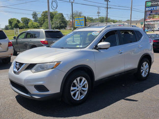 Used 2015 Nissan Rogue SV w/ SV Moonroof Package image 1