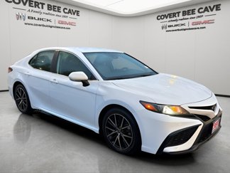 Used 2021 Toyota Camry SE image 1
