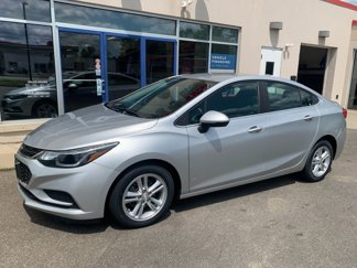Used 2017 Chevrolet Cruze LT w/ Convenience Package image 1