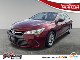 Used 2017 Toyota Camry LE image 1