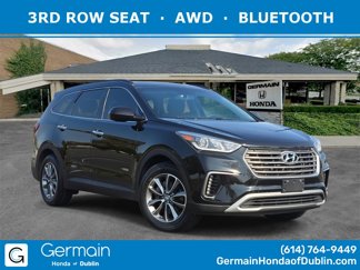 Used 2017 Hyundai Santa Fe SE image 1